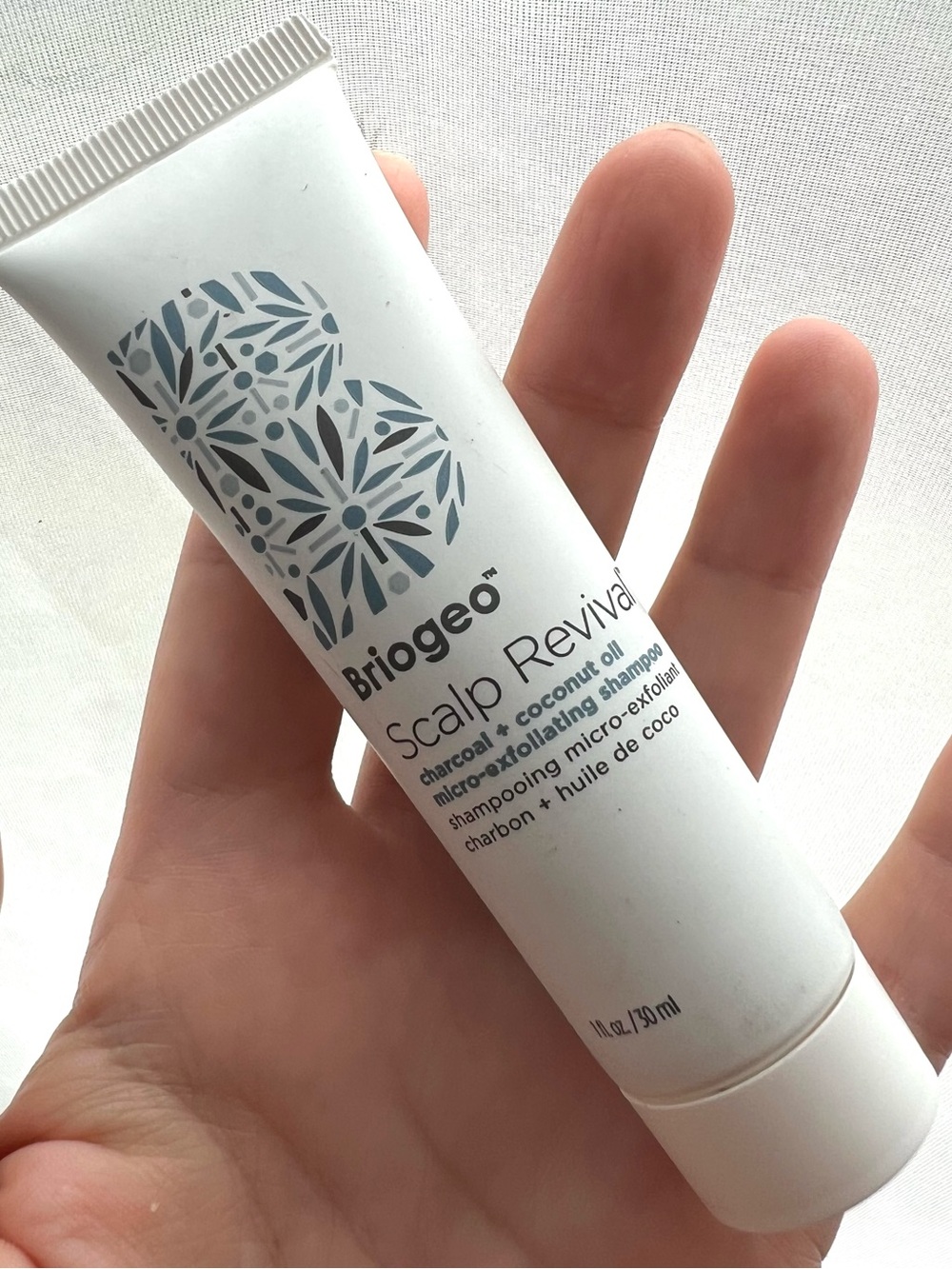 5 for 25⚡️Briogeo Scalp Revival Charcoal + Coconut Oil Exfoliating Shampoo 30ml